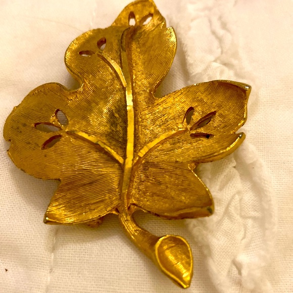 Beautiful large BSK signed autumn leaf pin brooch - Picture 1 of 4